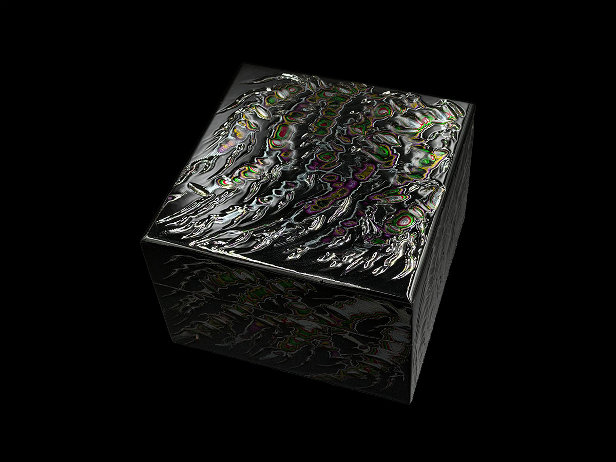 SURGE 1-001